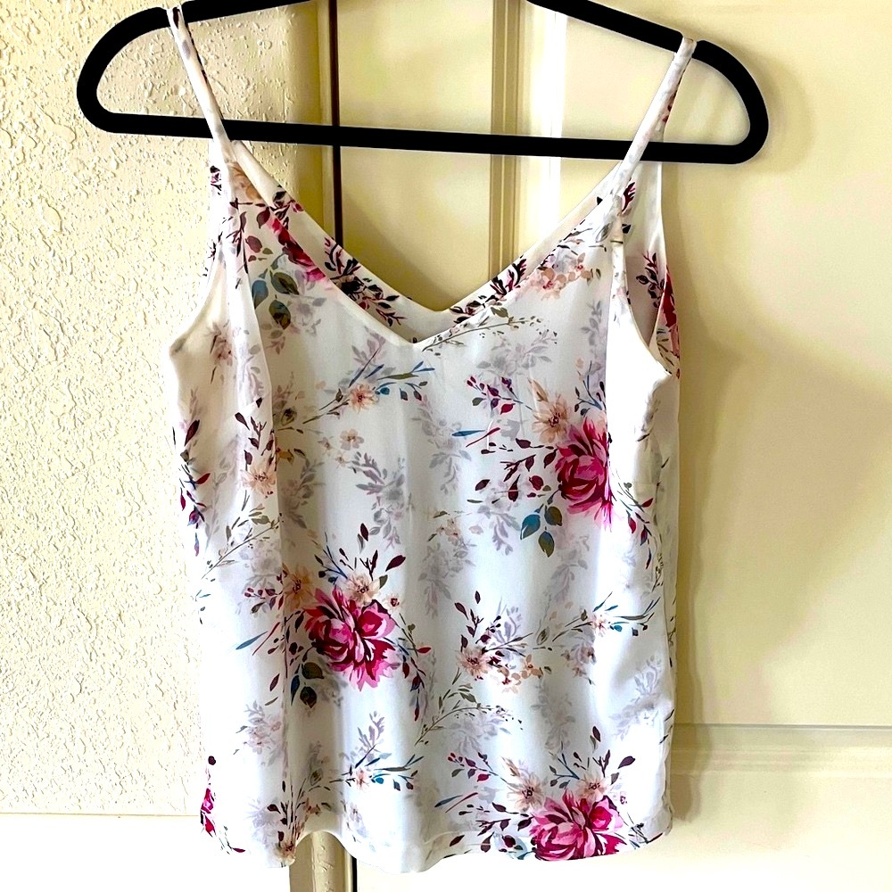 💐WHBM Reversible Floral Camisole in White and Purple💐